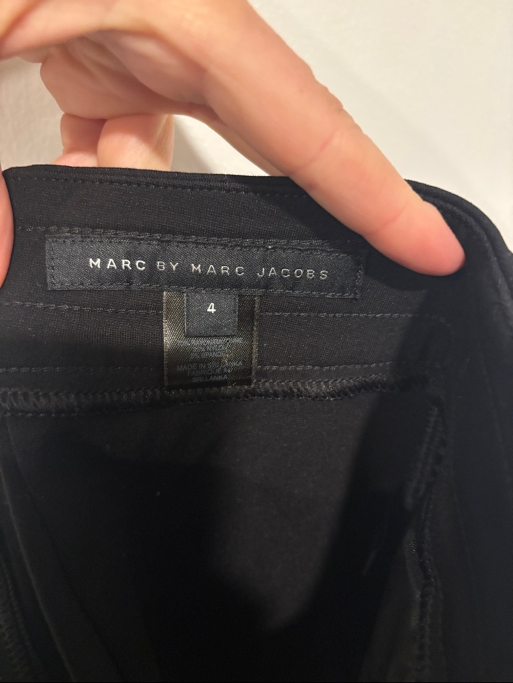 Marc by Marc Jacobs Black Pleated Mini Skirt with Pockets! Size 4 - Picture 4 of 4
